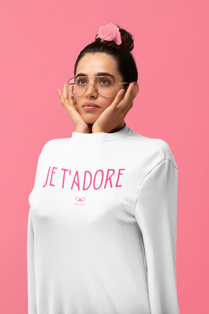 JE T'ADORE • EMBROIDERED PULLOVER